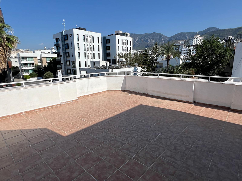 Three Bed Resale Penthouse Kyrenia